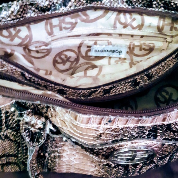 Sag Harbor Faux Snakeskin Shoulder Purse - Picture 4 of 4